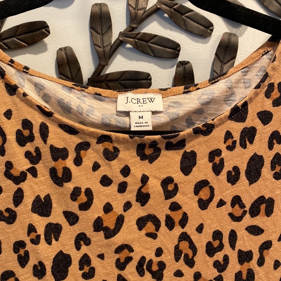 J.CREW Puff/Flutter Sleeve Leapord T-shirt - Picture 3 of 5